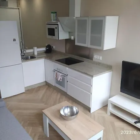 Precioso Estudio Recien Reformado En Los Boliches Fuengirola